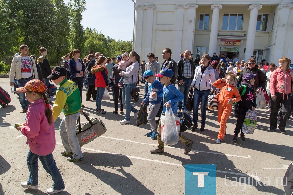 Здравствуй, лето !