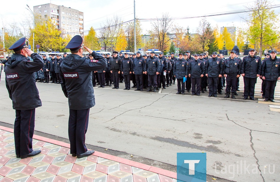 Полицейские Нижнего Тагила присоединились к всероссийской акции «Работайте, братья!»