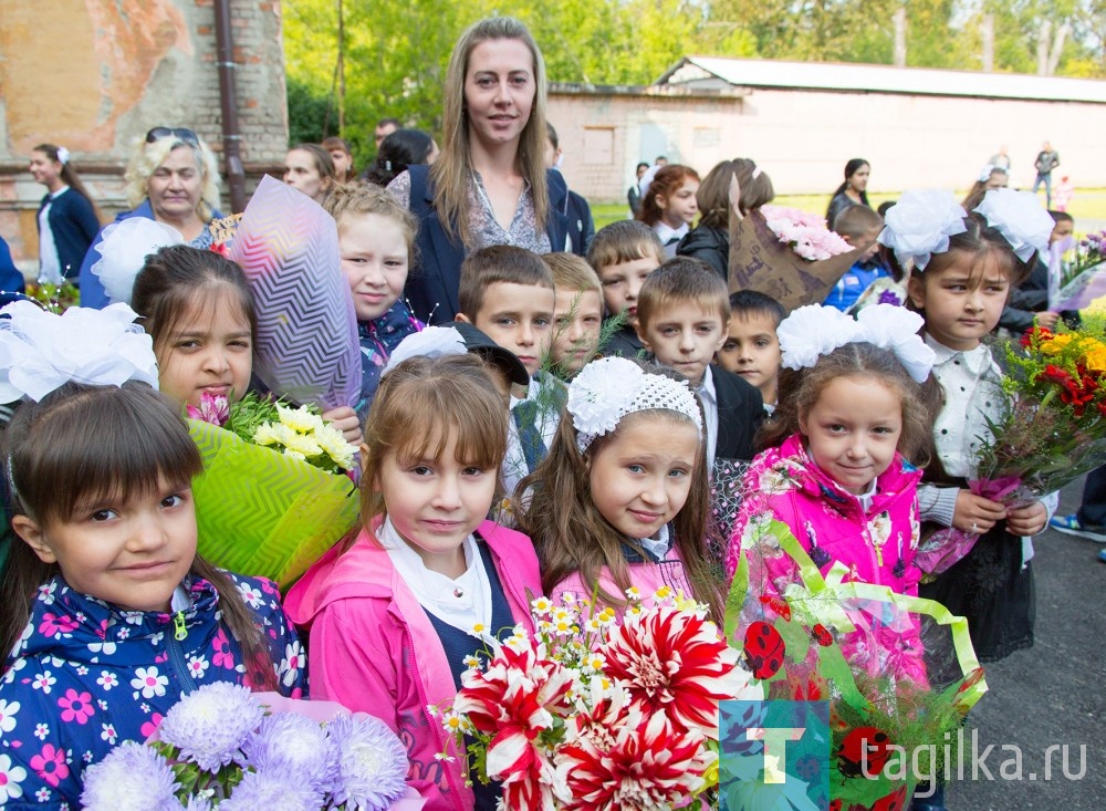 Впервые за парты сели 29 учеников. Школа небольшая, всего здесь учатся 265 человек. Выпускной класс - девятый.