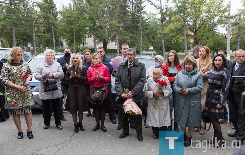 В Нижнем Тагиле установили памятную доску в честь Героя Советского Союза Анатолия Селезнева