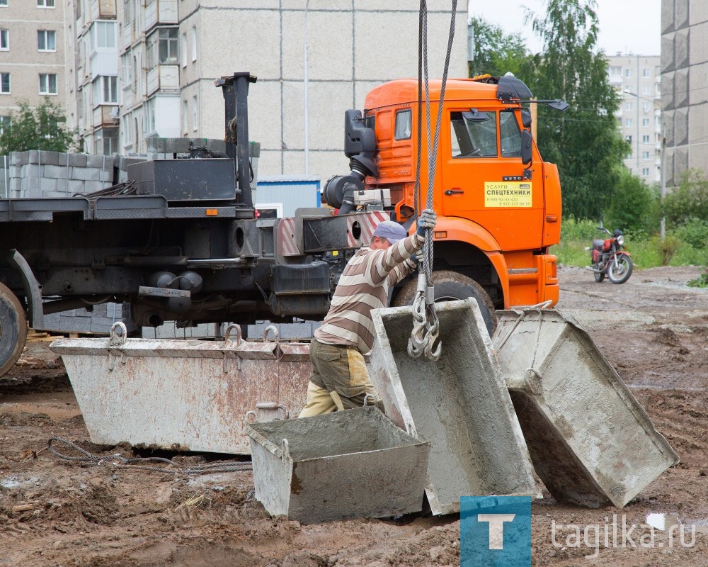 Строительсво детского сада на ул. Захарова .