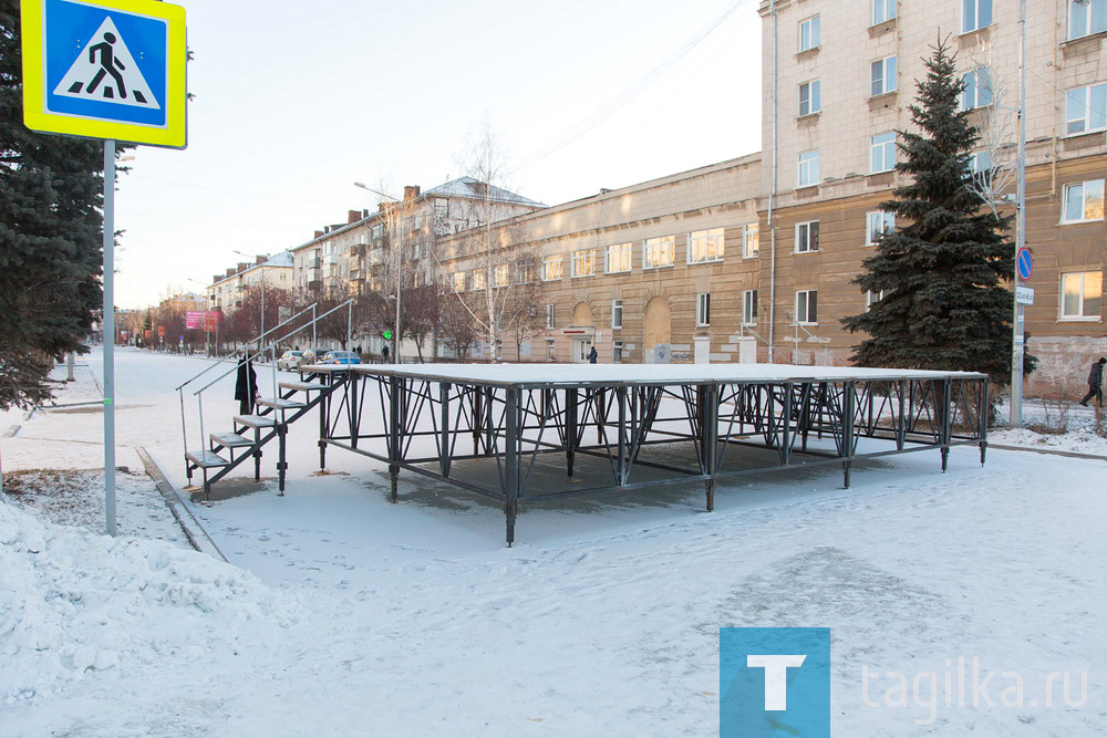 В Нижнем Тагиле строится ледовый городок