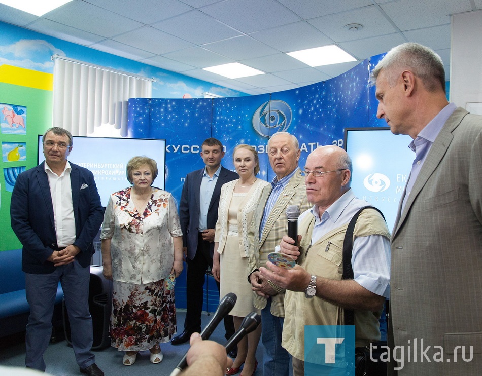 Микрохирургия глаза. Открылось операционное отделение.