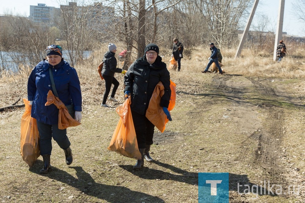 Субботник в парке Народный