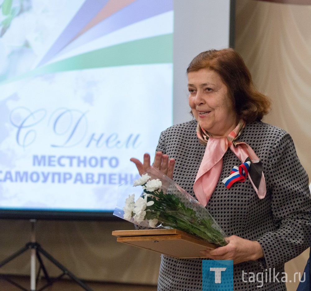 С Днём местного самоуправления!
