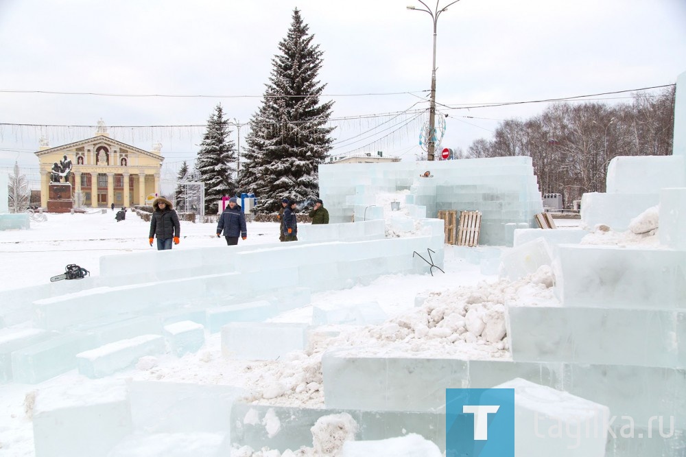 Ледовый городок на Театральной площади. 13.12.2017