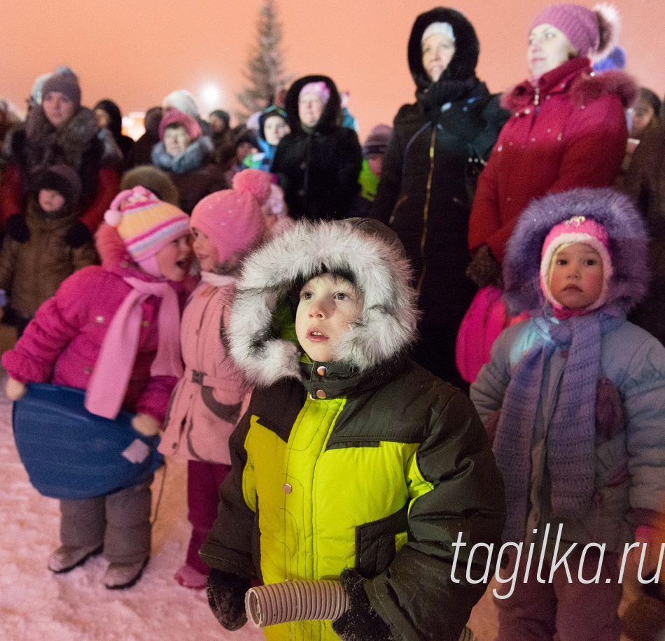 Открытие ледового городка у физкультурно-оздоровительного комплекса «Президентский» на ГГМ ﻿