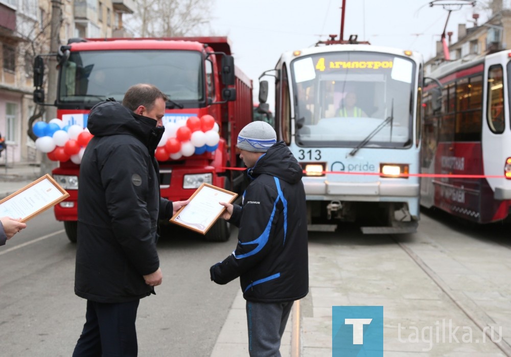 Открытие движения на перекрестке Фрунзе-Космонавтов 