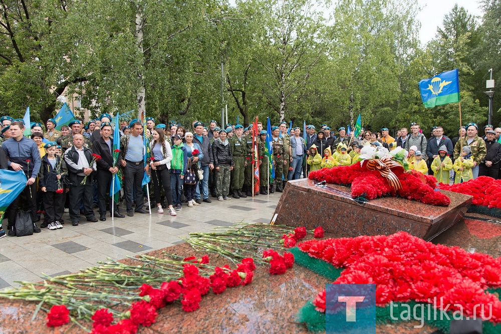 В Тагиле отмечают День ВДВ