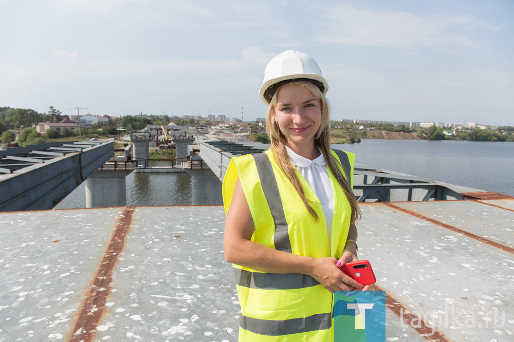 Строительство моста через Тагильский пруд продолжается круглосуточно, без перерывов и выходных