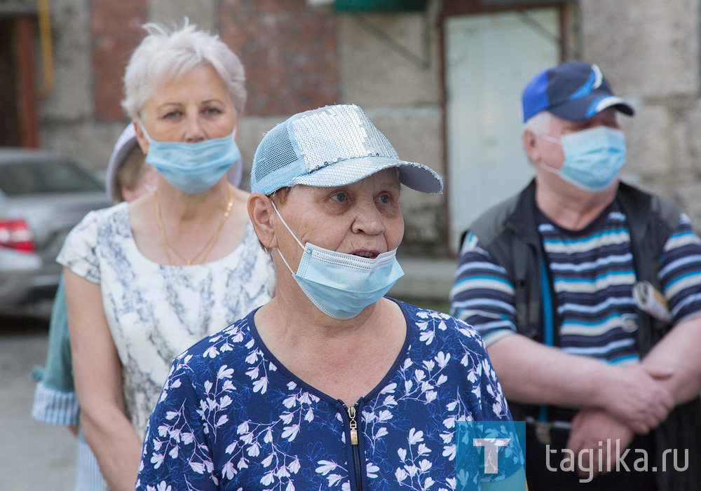 В Нижнем Тагиле по просьбам жителей отремонтировали несколько тротуаров