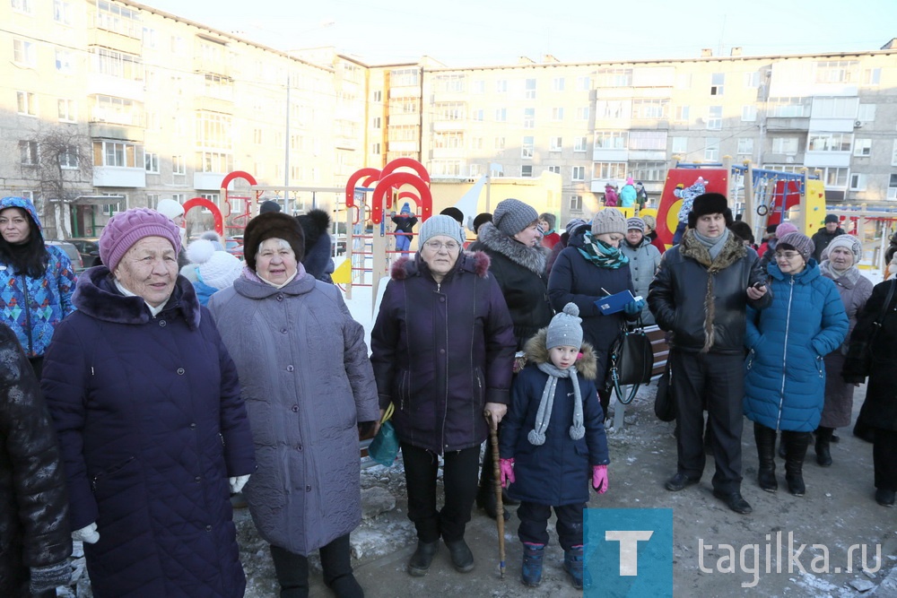 В  благоустроенных дворах прошли праздничные мероприятия