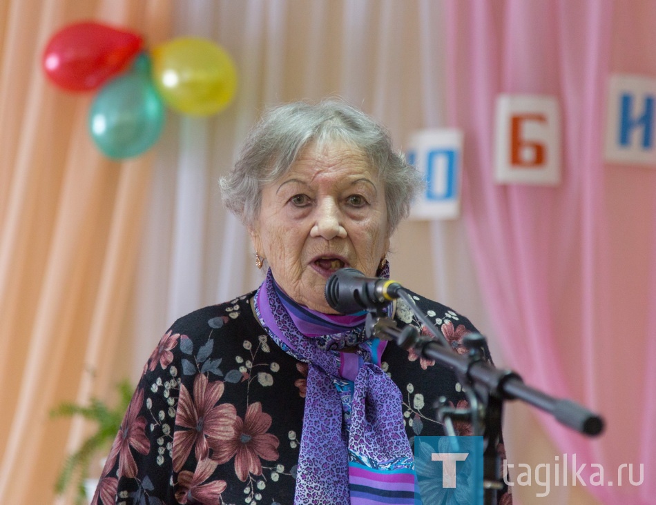 Юбилей И.Г. Белавиной в клубе"Луначарец".