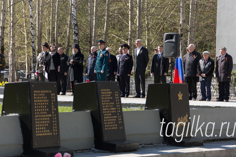 Митинг на мемориале центрального городского кладбища «Рогожино»