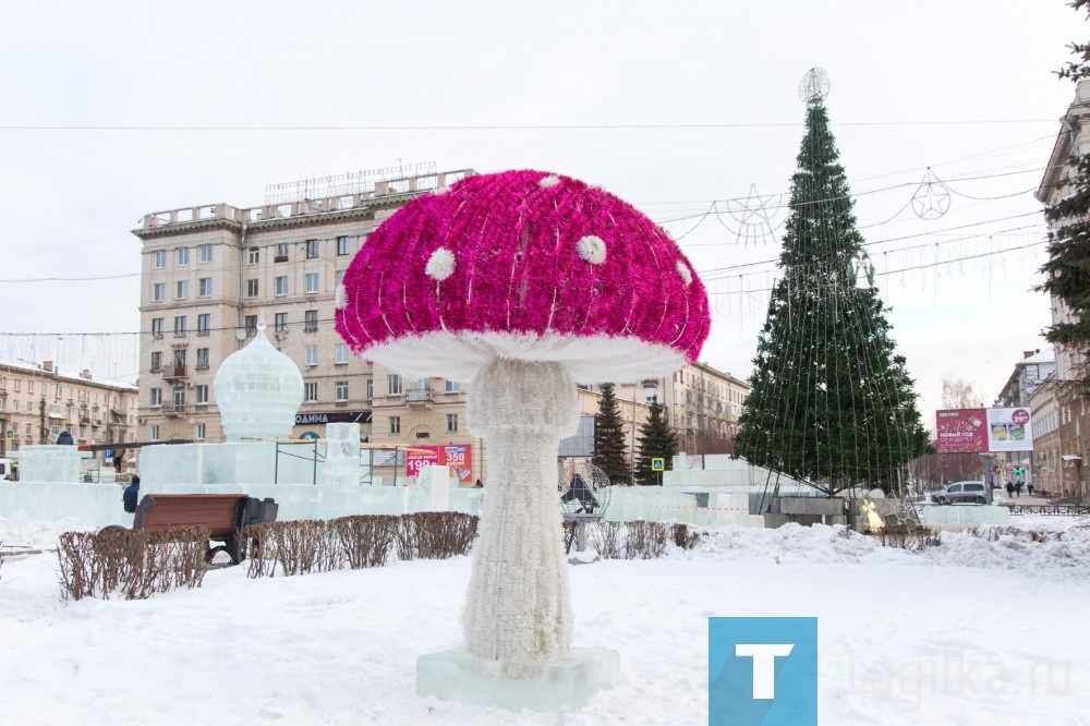 Строительство ледового городка. 12.12.2018.