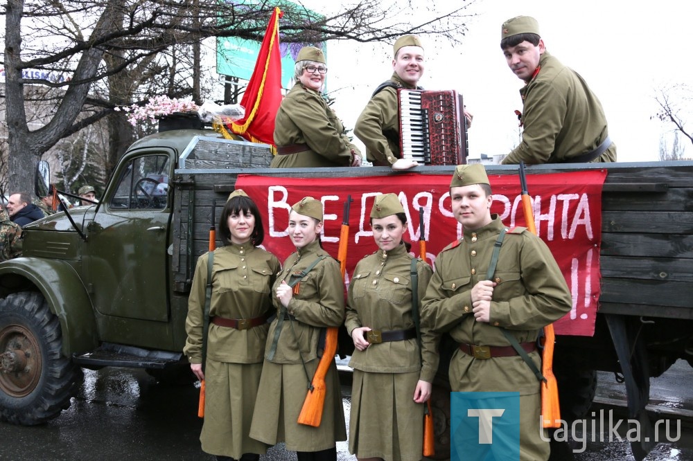 Сегодня Нижний Тагил вместе со всей страной отмечает День Победы