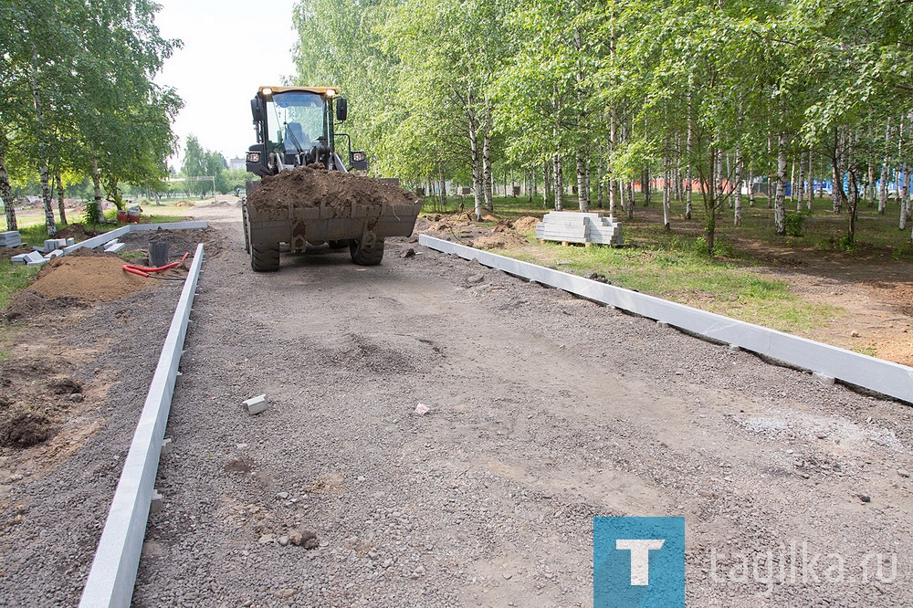 В парке Победы в Нижнем Тагиле на следующей неделе начнут укладывать тротуарную плитку