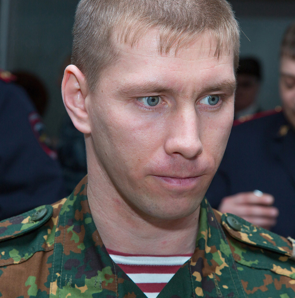 Торжественное собрание посвященное Дню защитника Отечества.
 Благодарственное письмо получил  спецназовец Владимир Тян. 