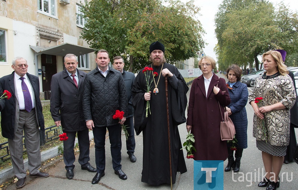 В Нижнем Тагиле установили памятную доску в честь Героя Советского Союза Анатолия Селезнева