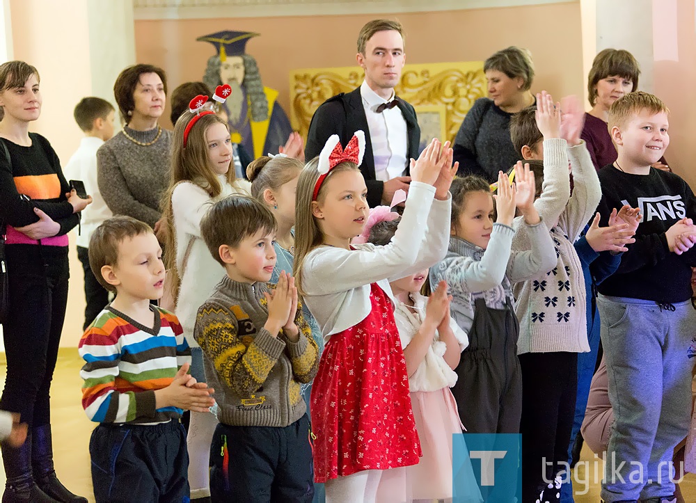 Новогодняя «Золушка» в тагильском театре