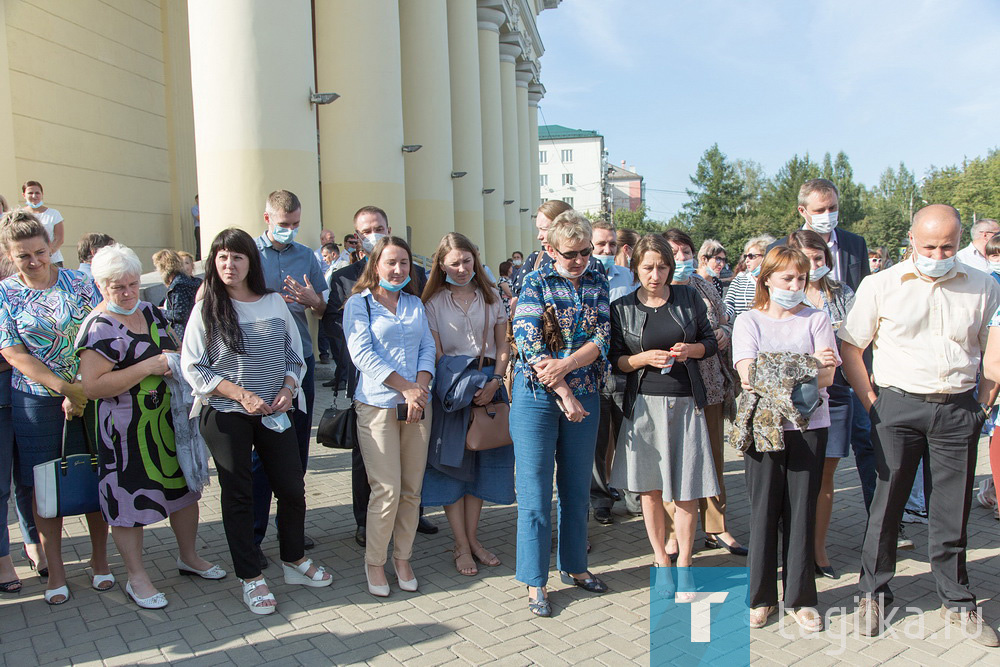 Пожар, полная эвакуация, двое спасенных. В администрации Нижнего Тагила прошли учения