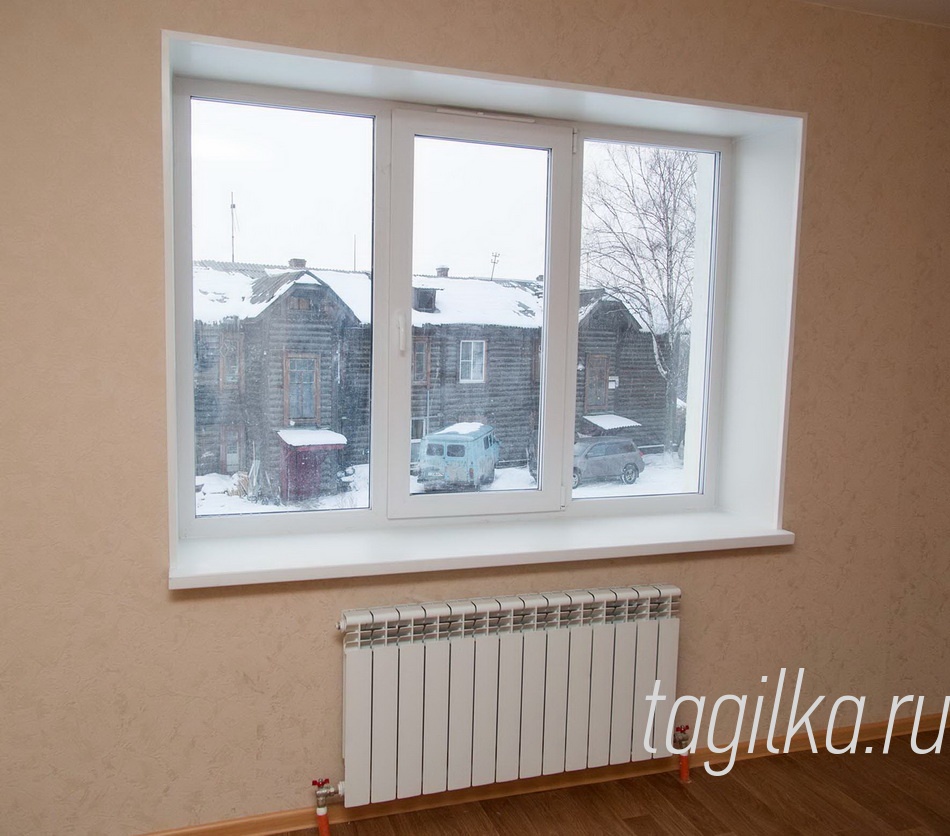 Новоселье на Красногвардейской

Из окон новых квартир видны старые бараки.
Их снесут в следующем году