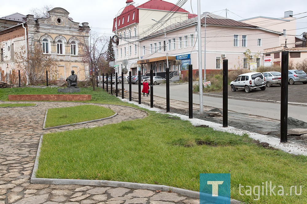 Сквер парковой скульптуры советского периода