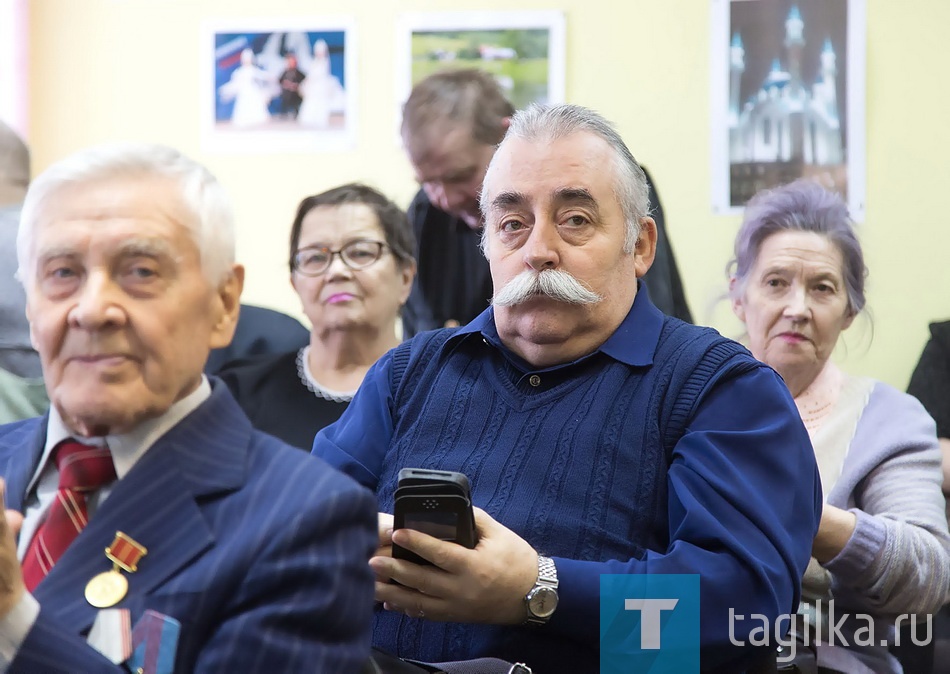 Выставка «История Советской Армии в нагрудных знаках»