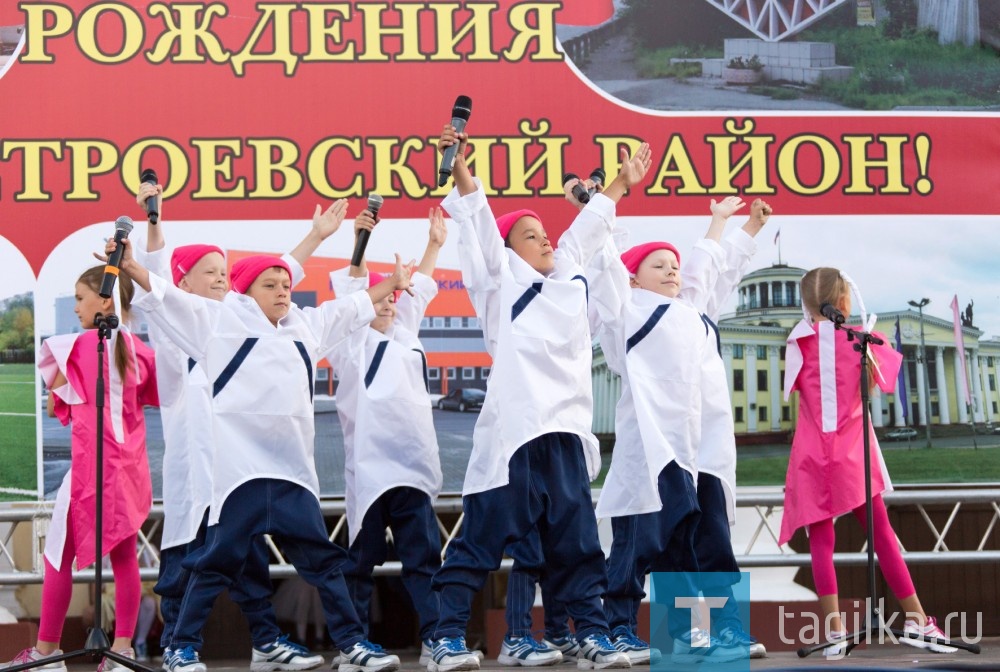 В Нижнем Тагиле отмечают День Тагилстроевского района