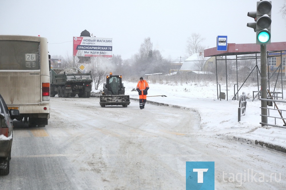 Уборка продолжается.