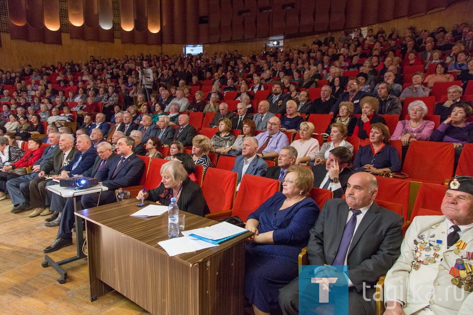 100 лет Октябрьской революции