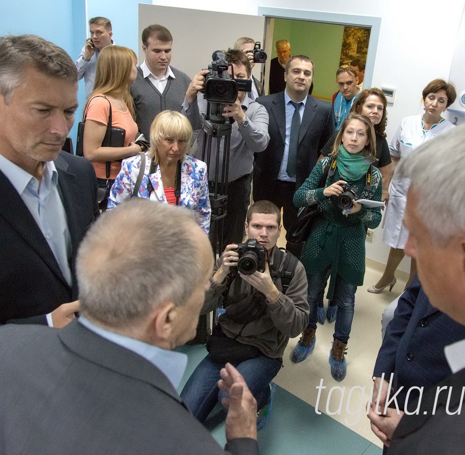 Мэр Нижнего Тагила Сергей Носов показал гостям Екатеринбурга "президентские" объекты
