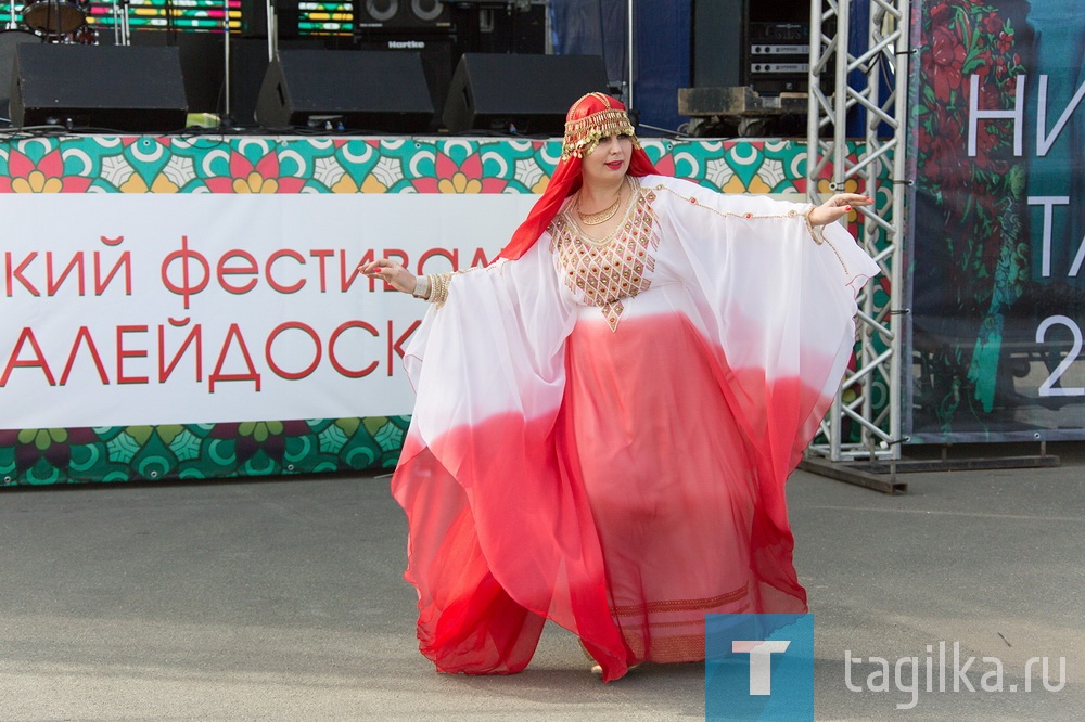 В парке «Народный» проходит IV народный фестиваль «Тагильский калейдоскоп»