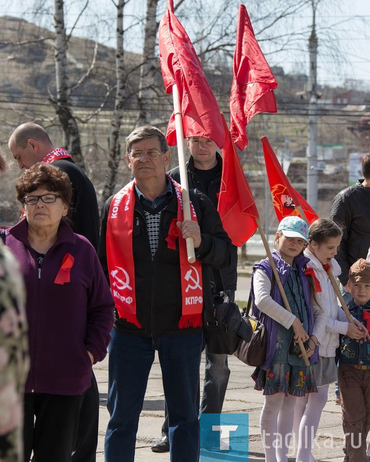 В Нижнем Тагиле празднуют Первомай. Митинг КПРФ.