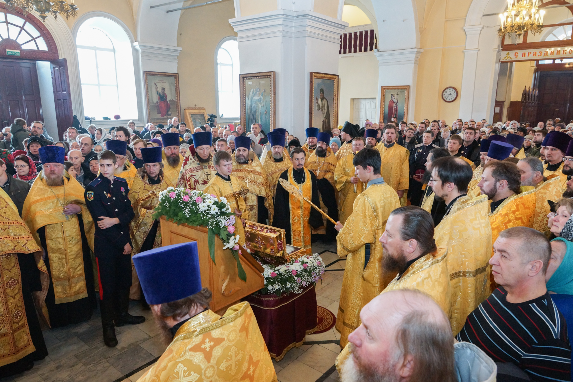 В Нижнем Тагиле побывали мощи Крестителя Руси 