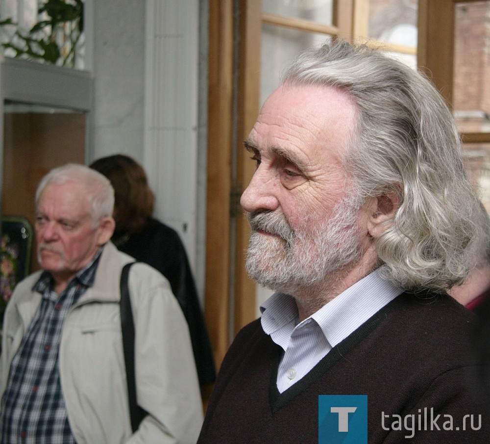 Выставка к 100 - летию Петра Бортнова.