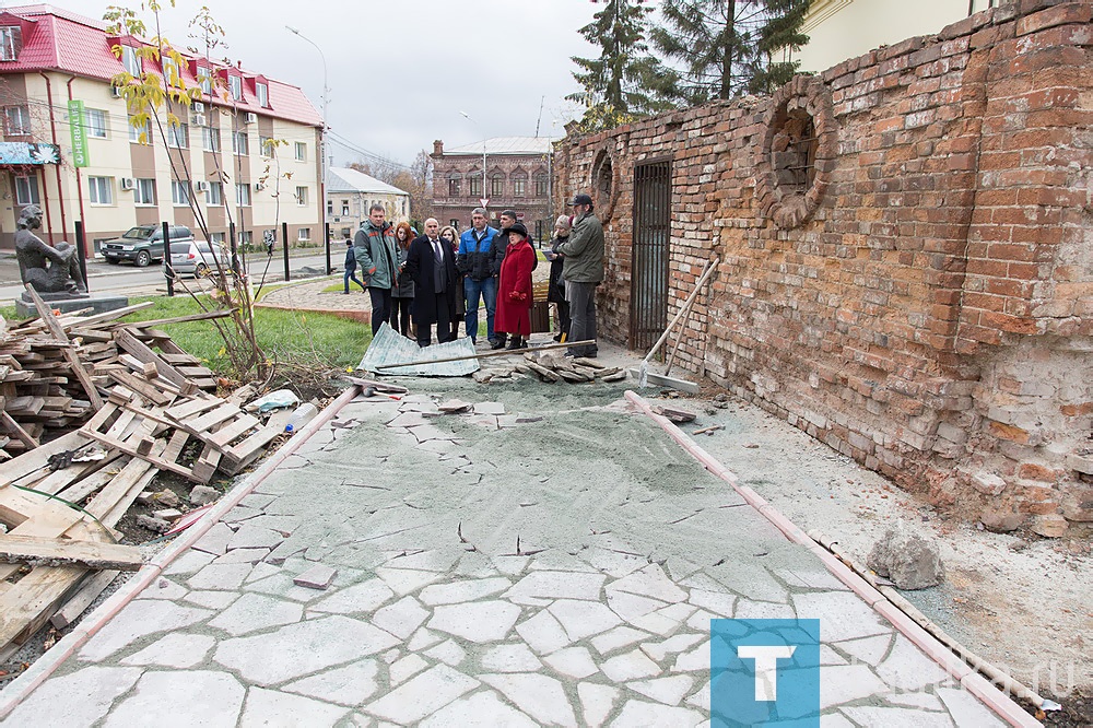 Сквер парковой скульптуры советского периода