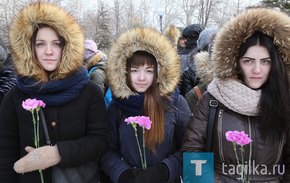 Митинг, посвященный 28-й годовщине вывода советских войск из Афганистана