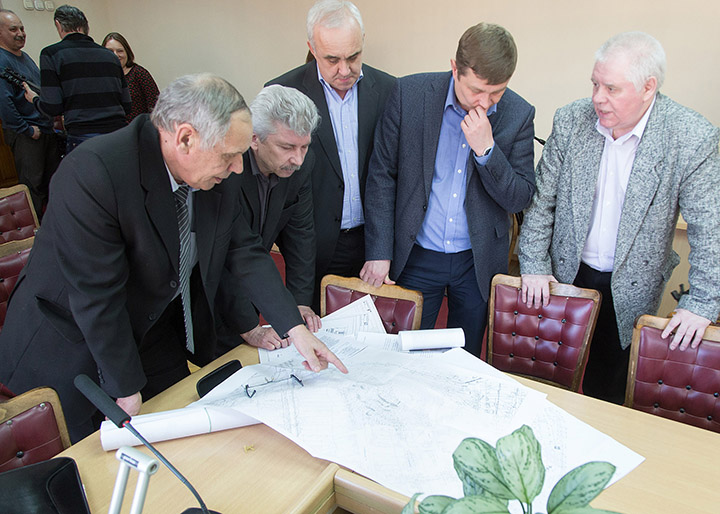 На набережной и в башне будут работать тагильские мастера