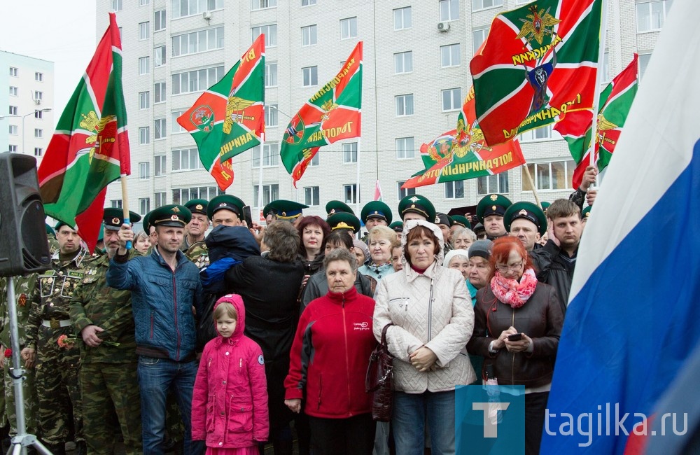 В парке Победы открыли монумент пограничникам