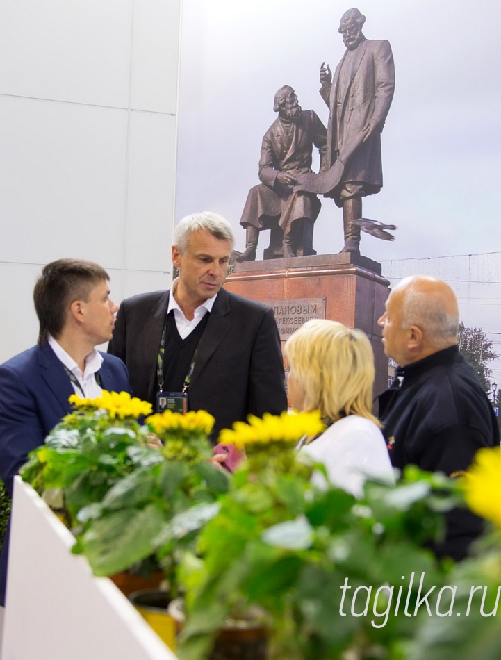 RAE2015.У стенда Нижнего Тагила.