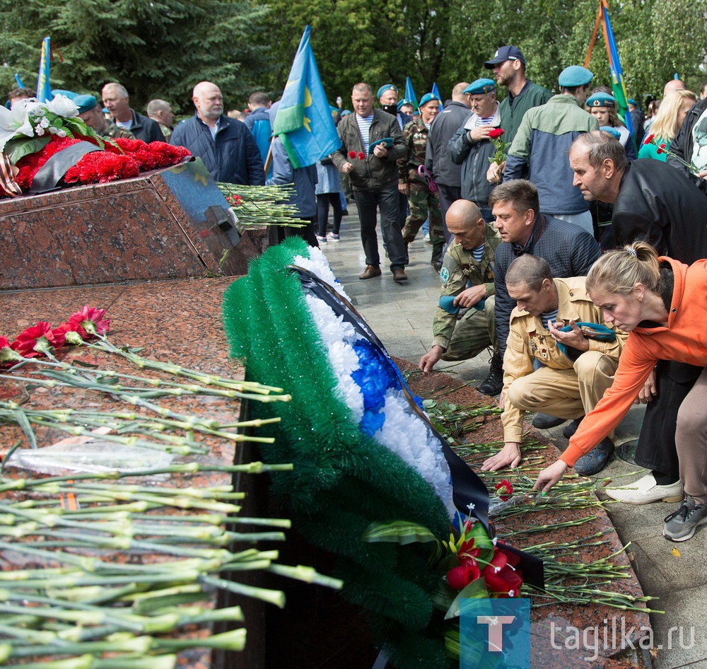 В Тагиле отмечают День ВДВ