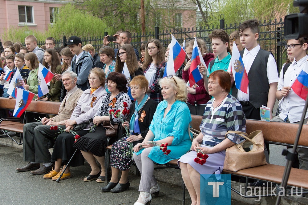 У памятника тагильчанам – Героям Советского Союза состоялся митинг