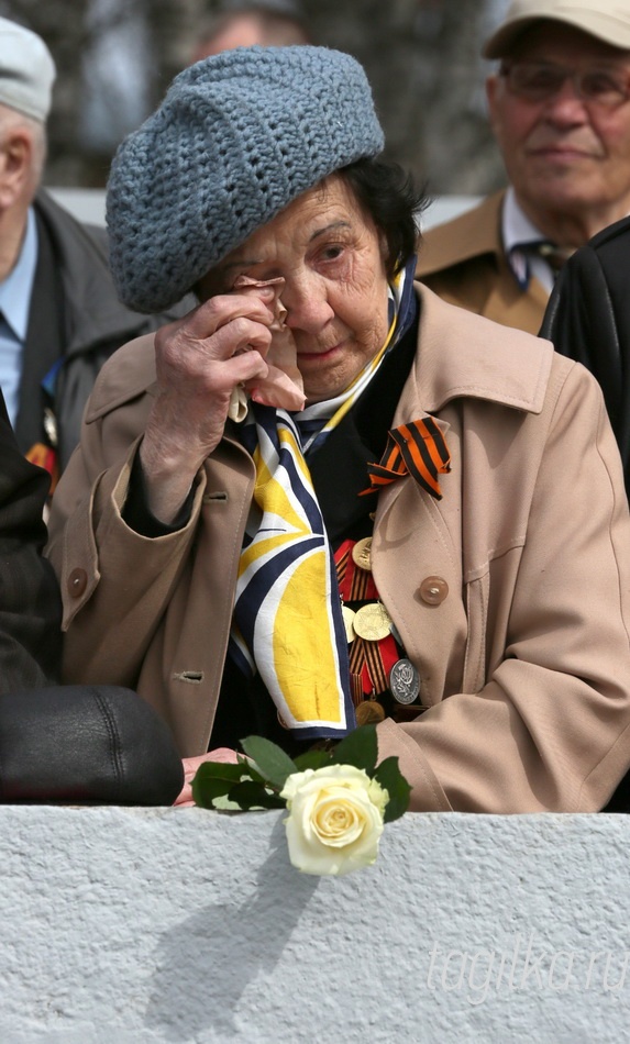 Великой Победе-70 лет. Военный  парад и демонстрация. Н-Тагил.