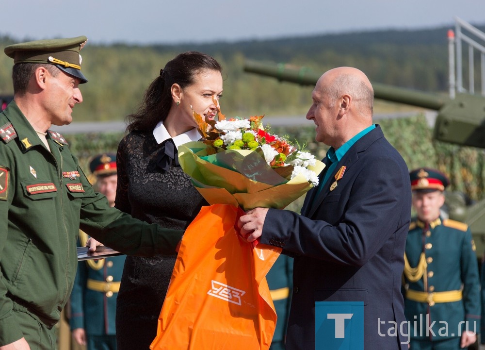 В Нижнем Тагиле отмечают День танкиста