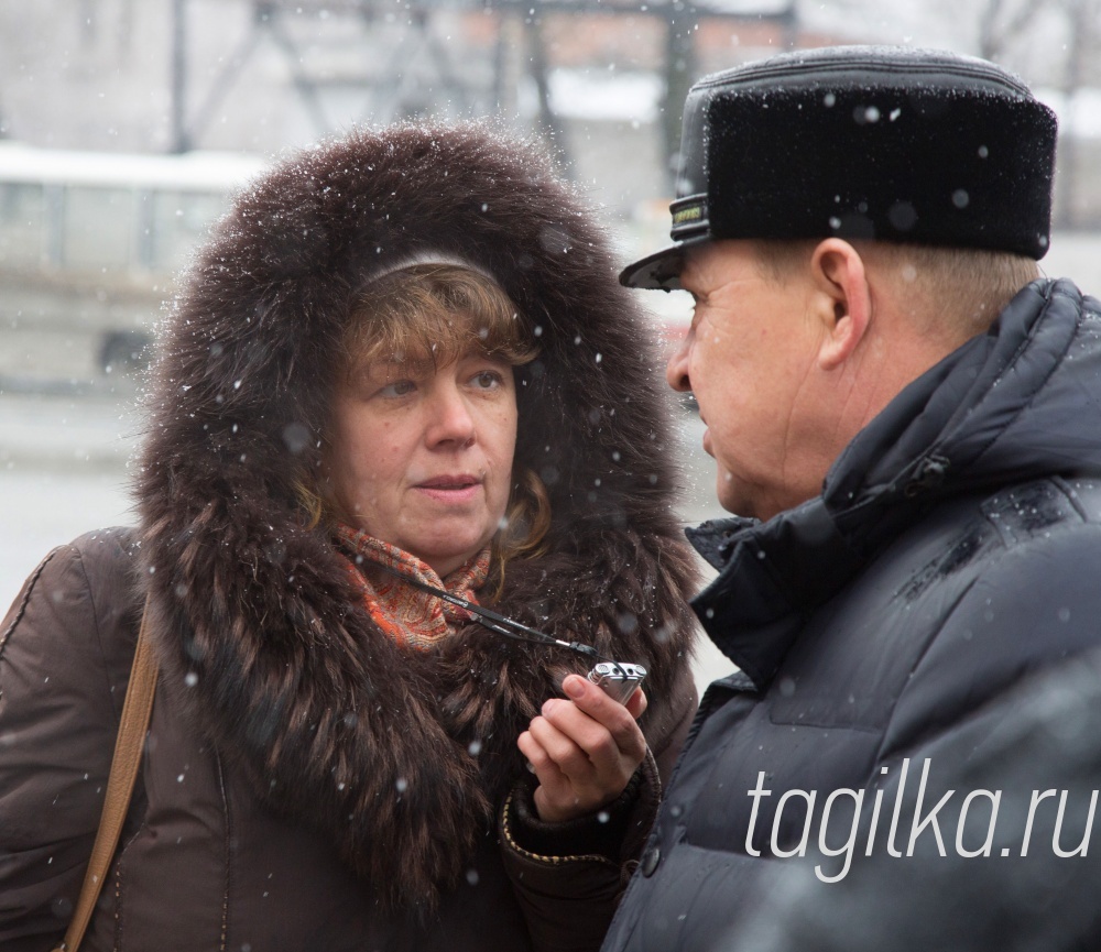 Открытие мемориальных досок на Комсомольской проходной НТМК