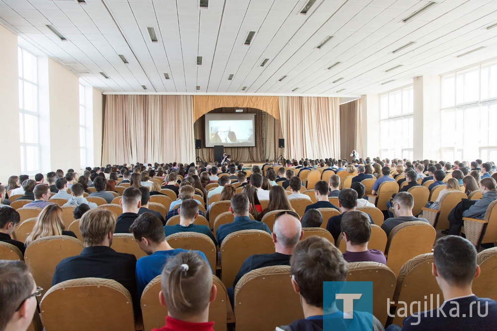 В Нижнетагильском технологическом институте вручена стипендия имени Евгения Зудова