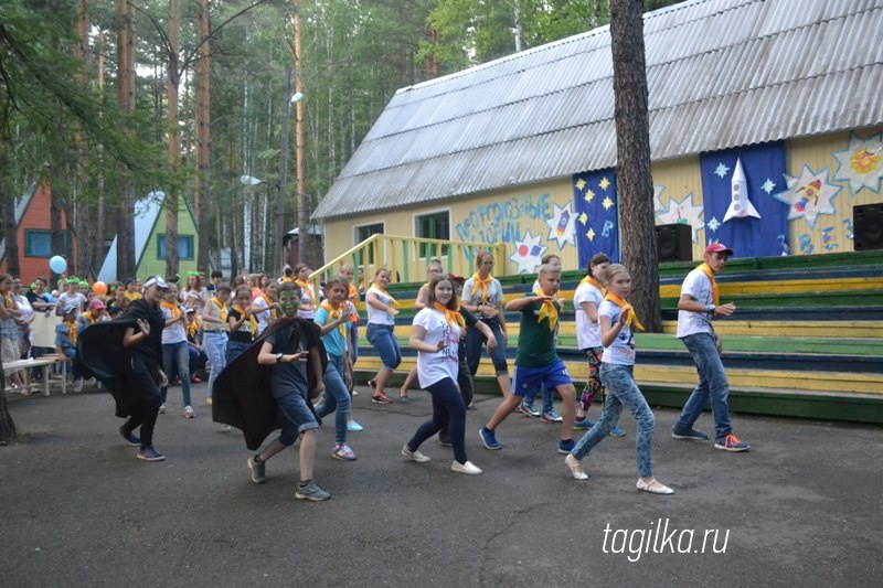 Загородный лагерь - в аренду 