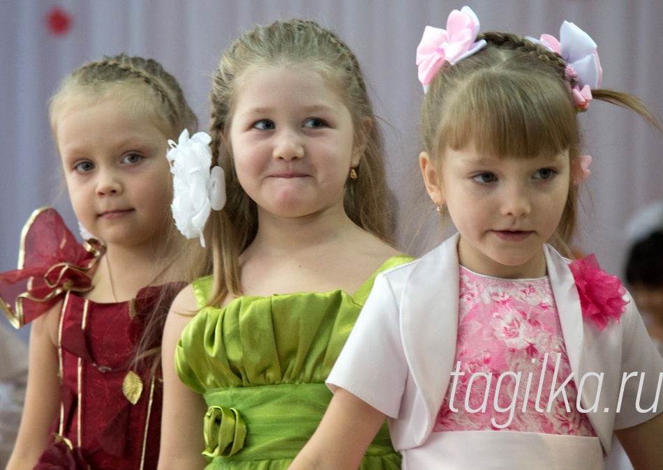 Утренник посвященный Международному дню пожилых людей в д.с. N170.