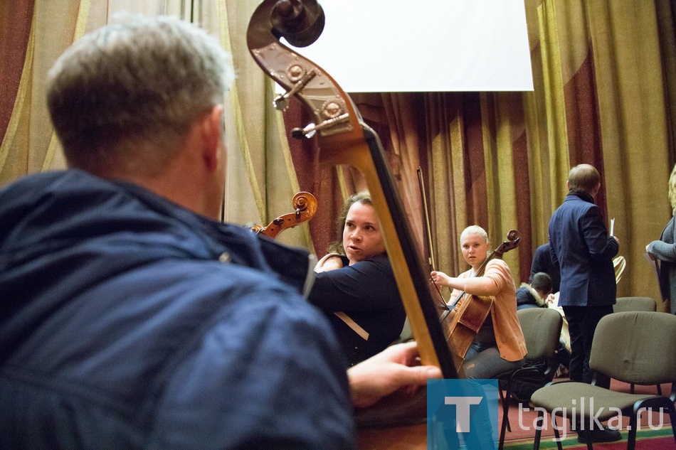 Репетиция оркестра"Демидов-камерата".